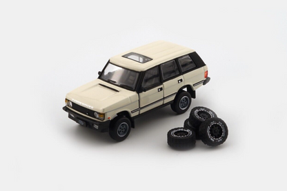 BM Creations 1/64 Land Rover 1992 Range Rover Classic LSE w/ Extra Wheels-White (RHD)