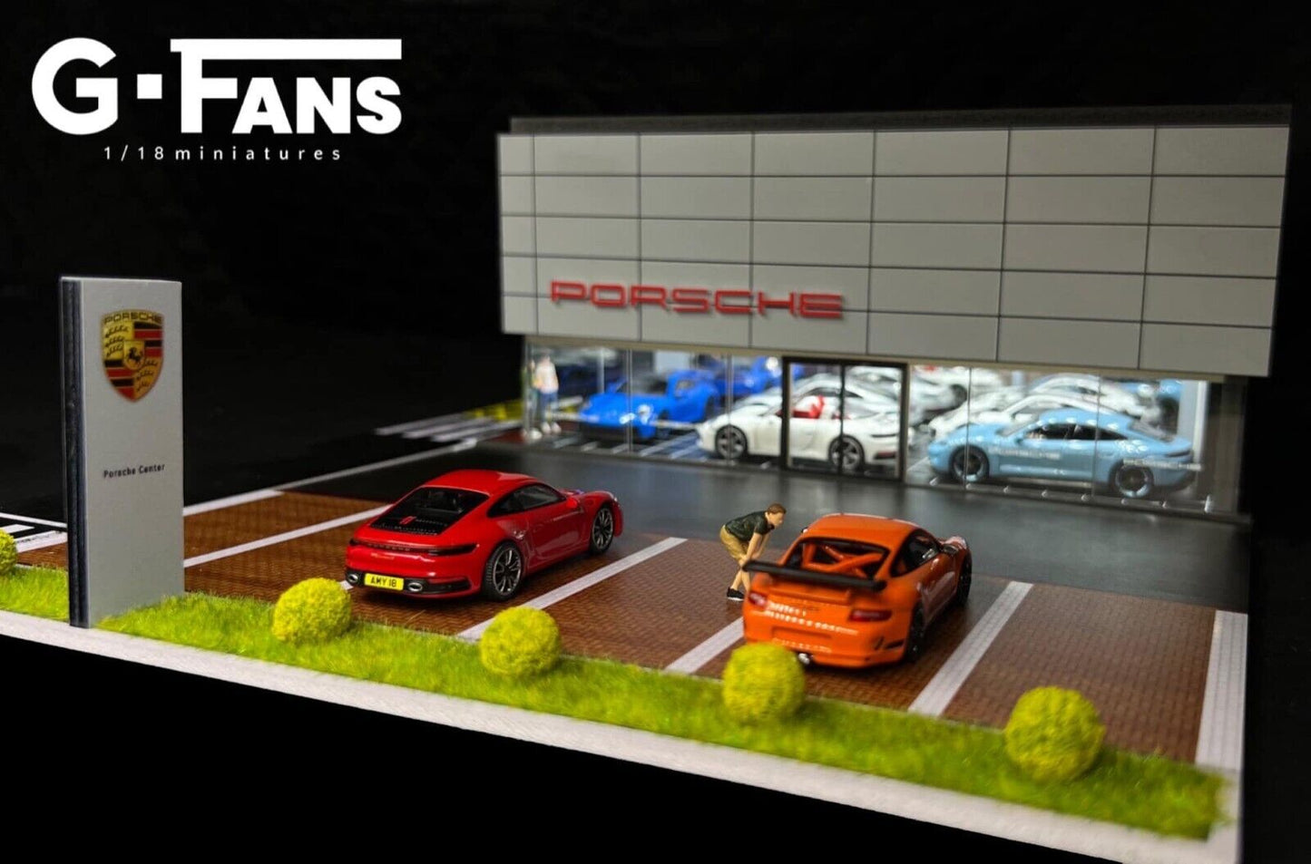 G-Fans 1/64 Porsche Center LED Light Diorama with Car Parking Lot