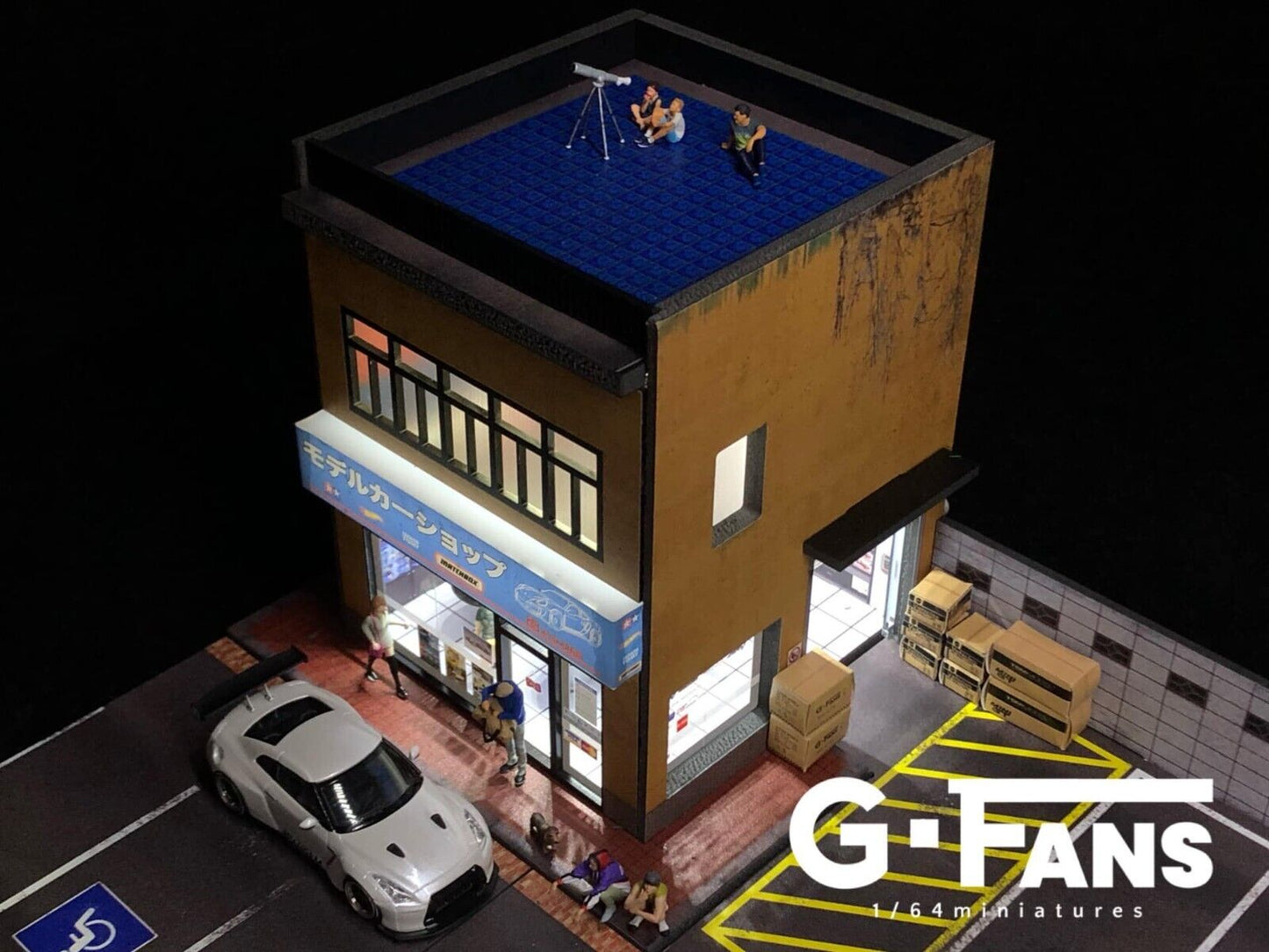 G-Fans 1/64 Model Car Hobby Shop LED Light Diorama with Car Parking Lot