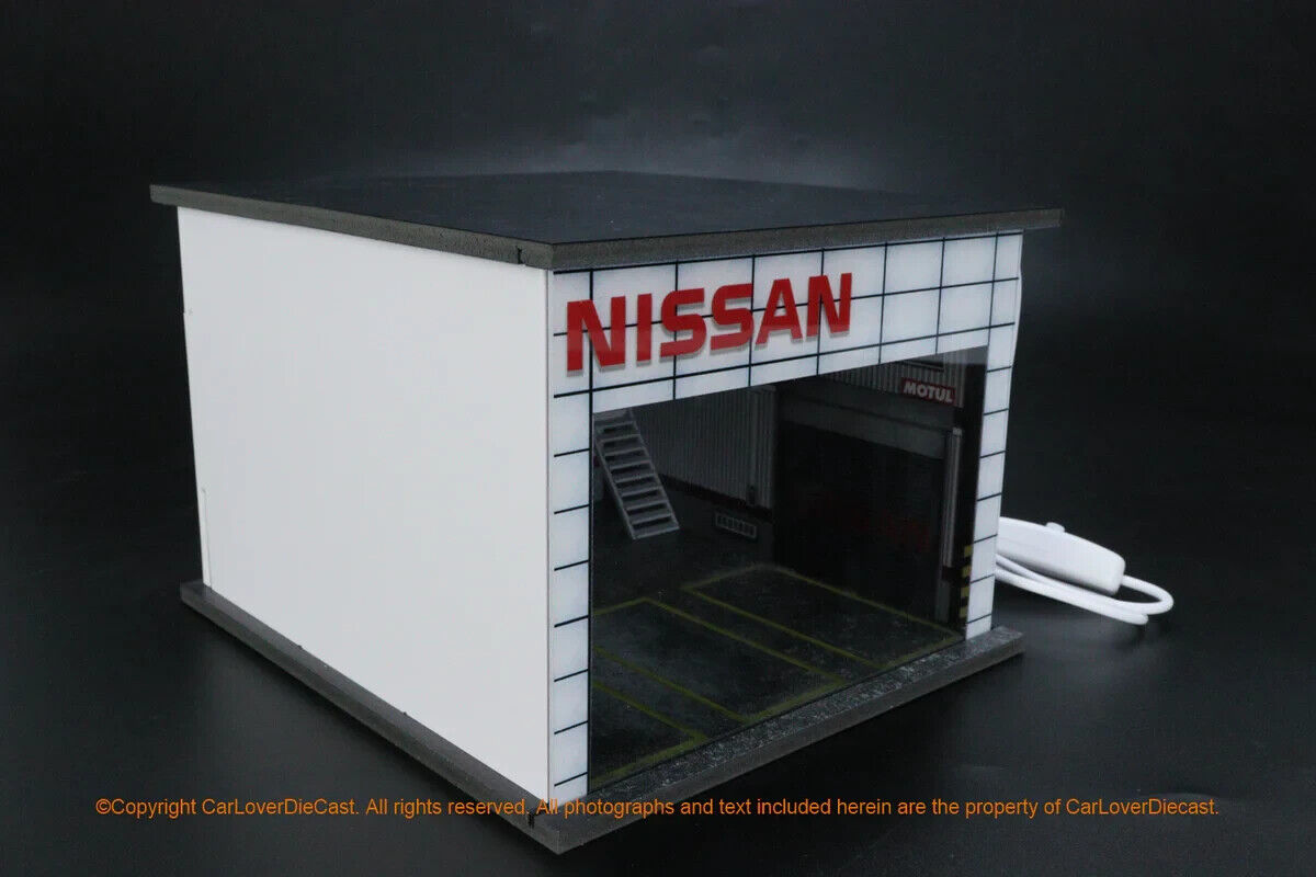 G-Fans 1/64 Nisan Double Levels Garage LED Light Diorama with acrylic cover