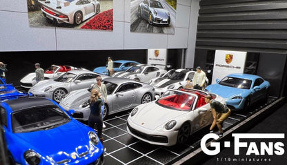 G-Fans 1/64 Porsche Center LED Light Diorama with Car Parking Lot