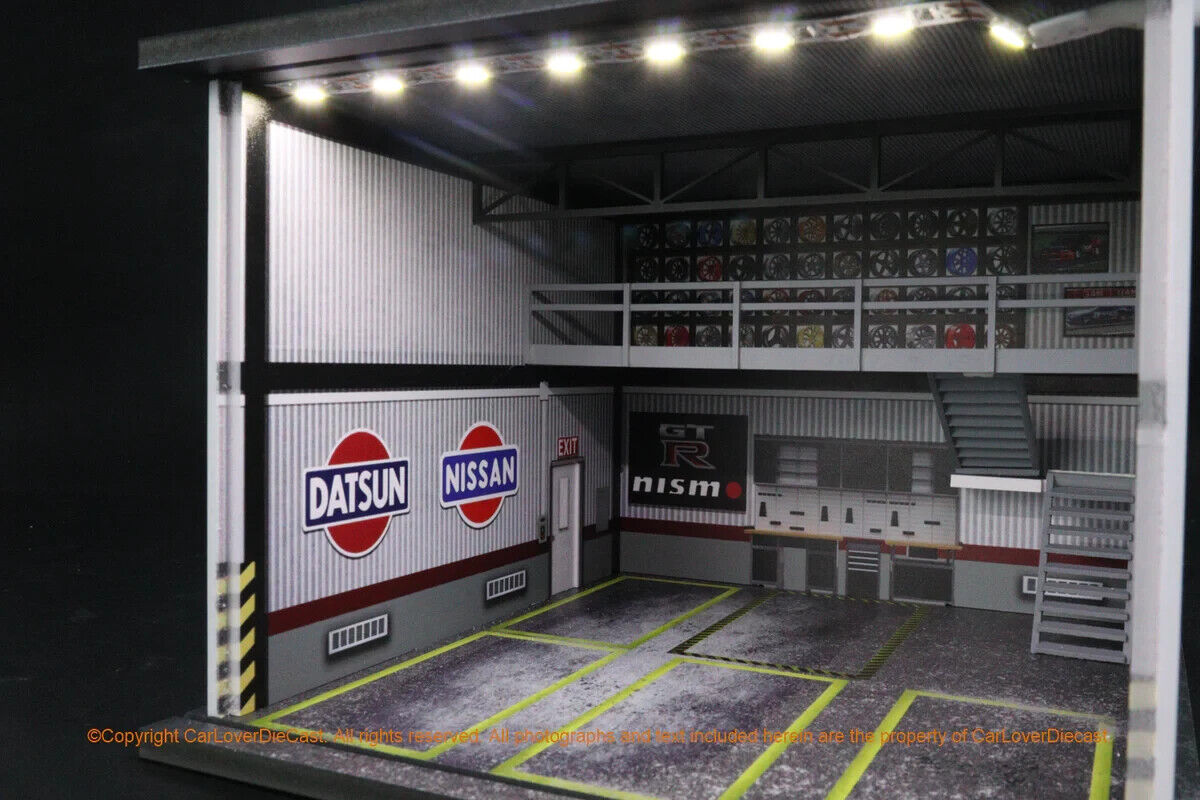 G-Fans 1/64 Nisan Double Levels Garage LED Light Diorama with acrylic cover